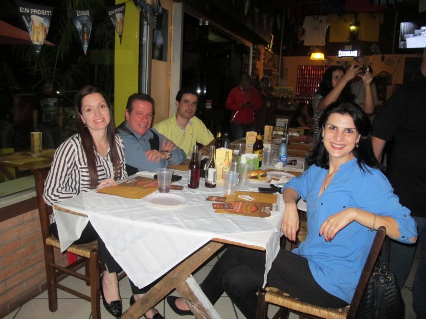 páo com bolinho convidados da imprensa compareceram ao evento 079