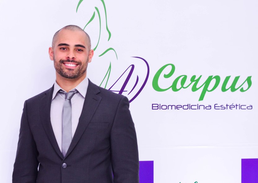 DSC_0975 - Rodrigo Nunes comemora o sucesso com sua equipe da AD Corpus