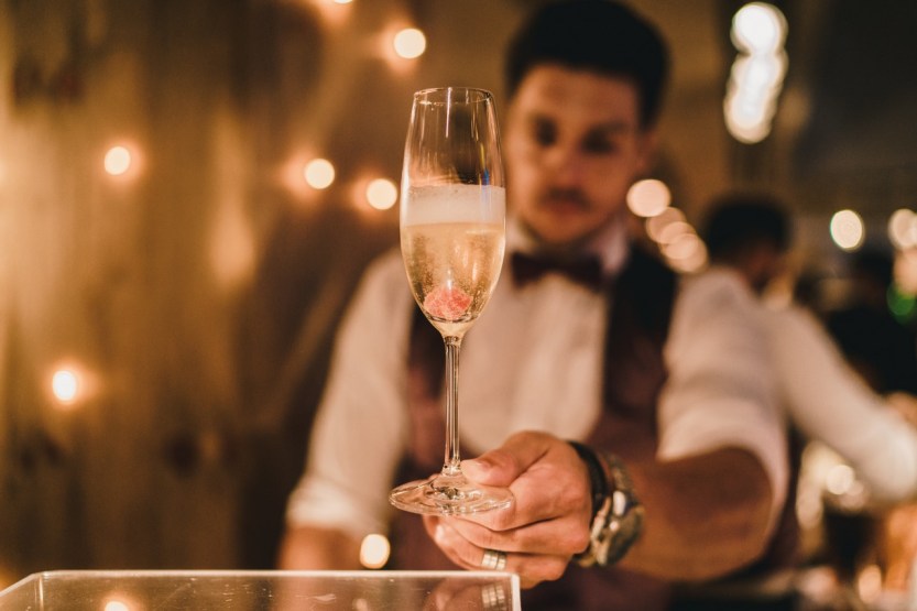 342659_811081_drink_bubble_chandon4