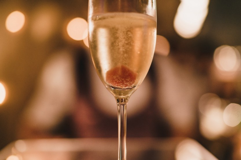 342659_811082_drink_bubble_chandon5