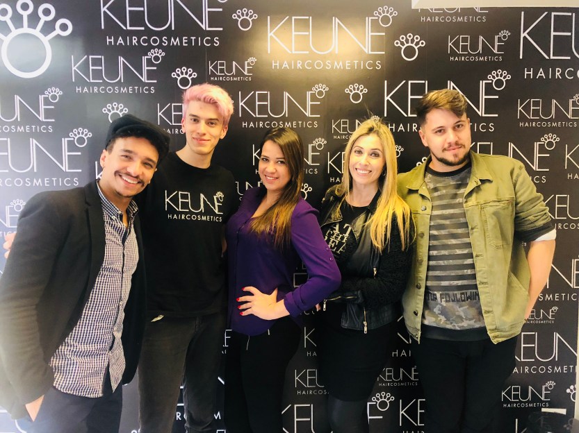 19AEA6C0-B578-44FB-BC14-46F457CFD24A