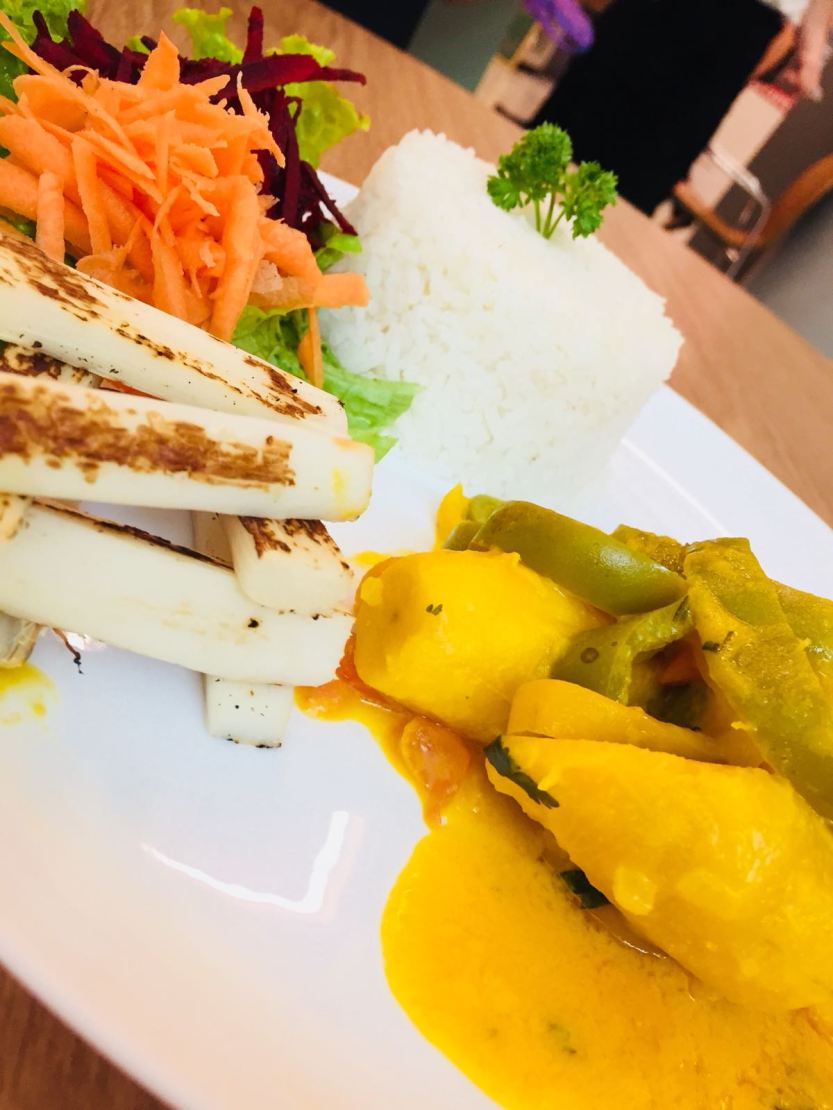 Aroma Mineiro Muller moqueca de banana da terra