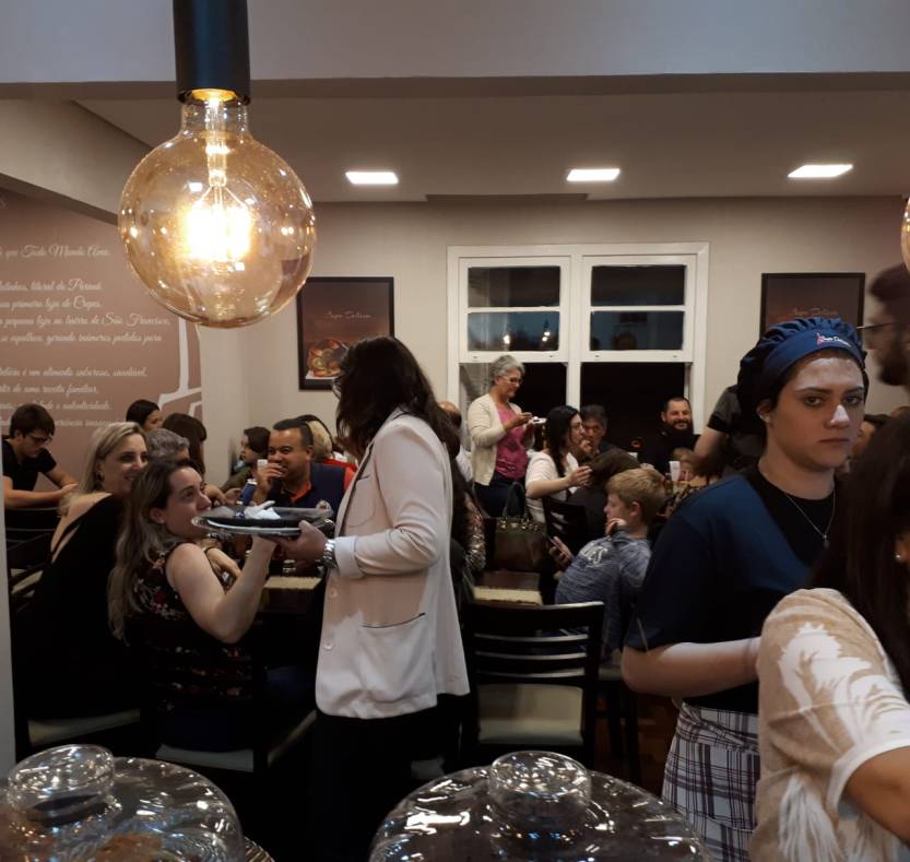 A57ECD89-2110-4E1F-8007-04BDF74A0485