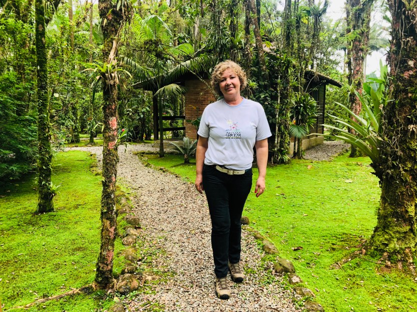 CBB31EC0-AFB1-4BB0-A9A1-565BE134B407