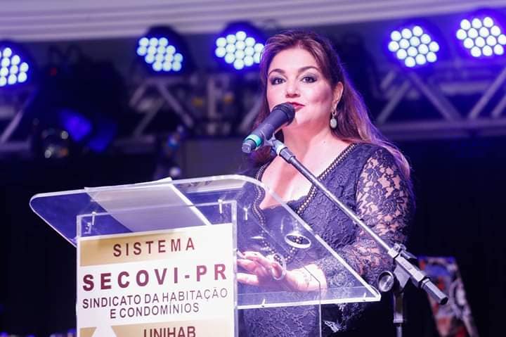 45950187_1976696005756775_110921507558916096_n