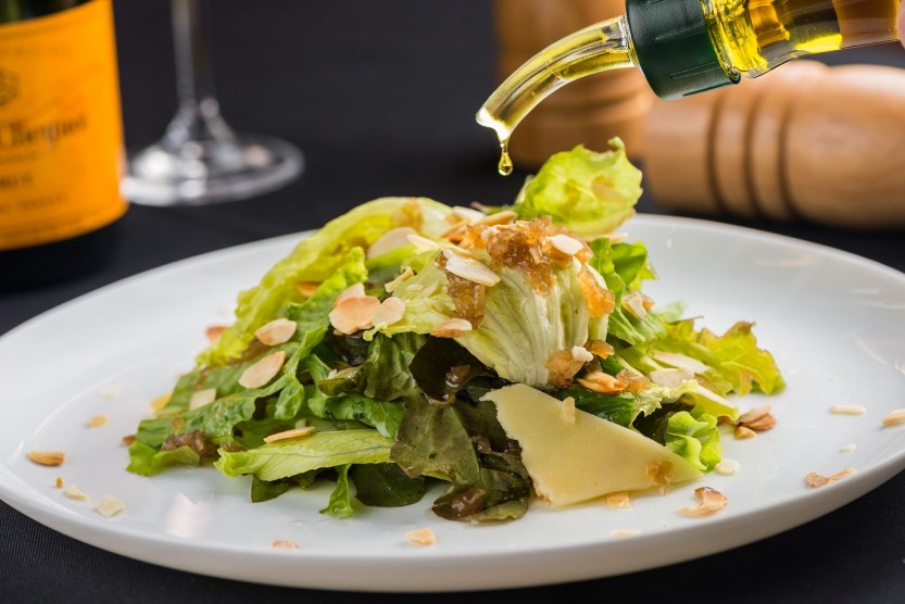 SaladaAmendoasTostadas_foto Rodrigo Pierrot