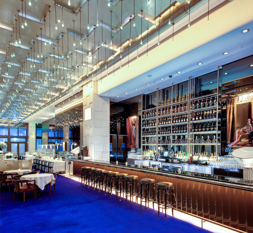 357068_867077_salao_mr._chow