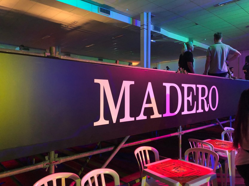 D82C6DAA-9321-4E7B-A3E5-480216B48B4A