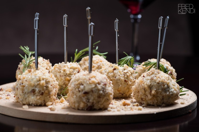 359495_875248_whatsapp_image_2019_04_25_at_13.16.56__1_