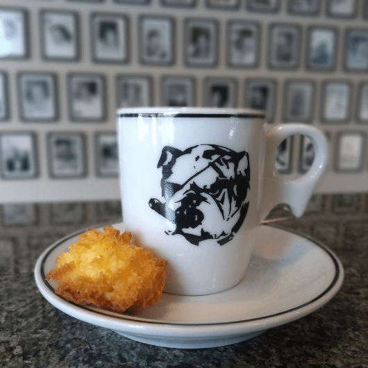 Café_com_docinho_na_Bulldog