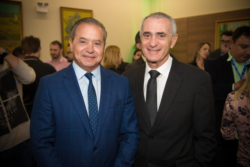 a923c51e-a1ae-4fa7-9656-ab0ed27dc28e