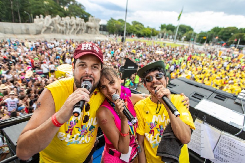 Pedro_Quental_(à_esquerda)_Monobloco