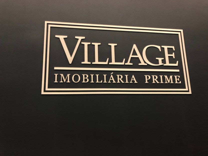 DA65BA39-697A-40E2-8347-DCBCDBA9E5B5