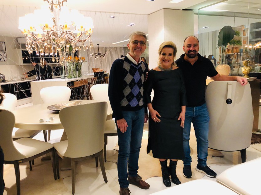 EA48BC23-9A59-4071-BD35-2A288ABC7356