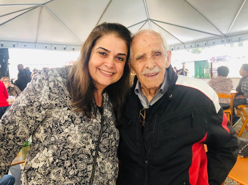 3728314B-4502-427A-A4E1-732C51252258