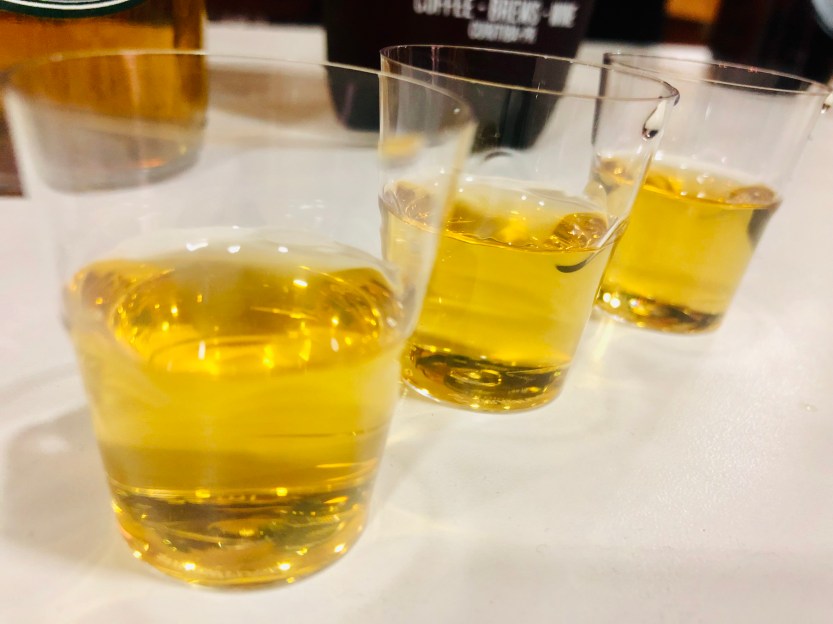 421F7B11-A25F-43D2-95A2-216DBEE282DD