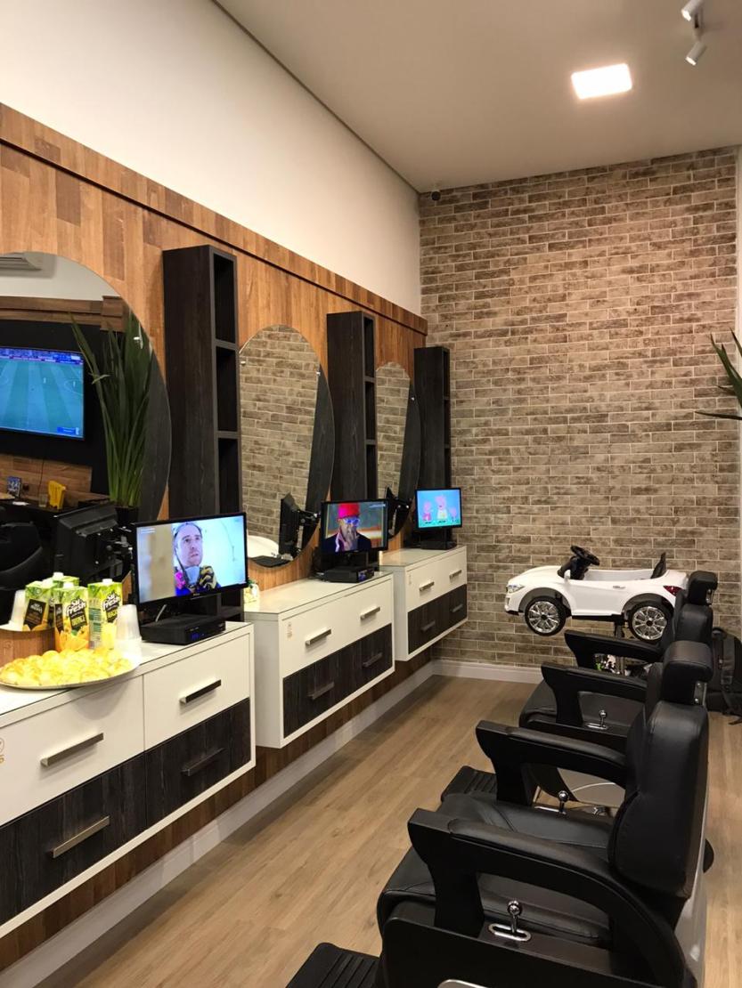 7B2830E4-5E44-4C74-AF66-31B4230668F7