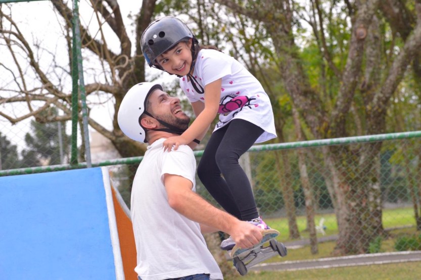 Maratoninhas - aula de skate