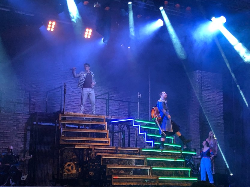 056D314A-D6B1-4E39-AA82-5E1E814B924E