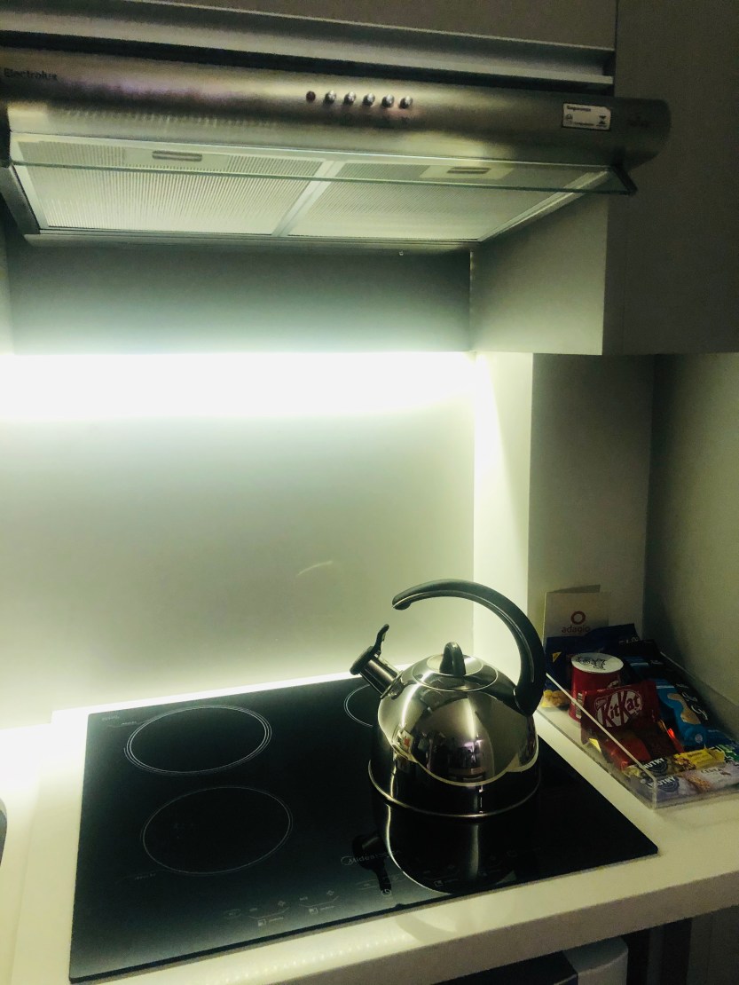 59DFEF58-2CDA-4EA6-8931-3D1C3CAA2586