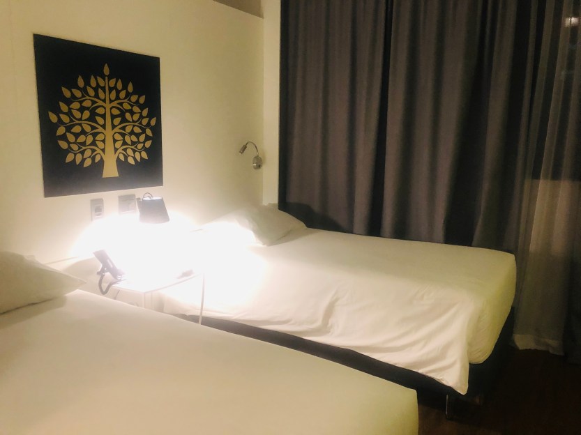 9FE56158-BB9F-4F04-860F-31E4D4BA961A