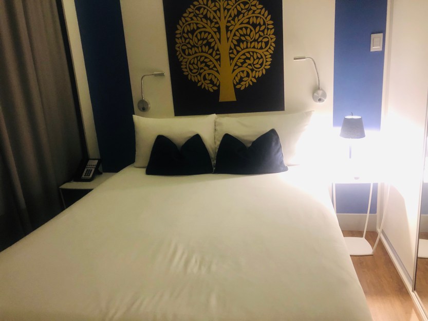 F64E65AD-5344-4B4D-86DF-ACFFCE04EAE5