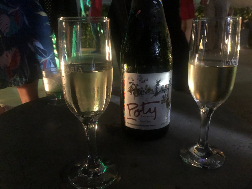 F83A50A1-BF26-444A-BD62-6E9084E221EB