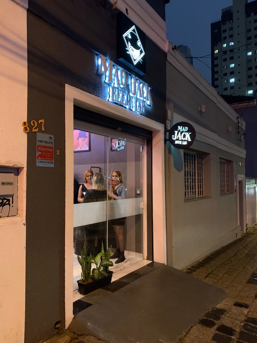 3070B345-C90D-4DB2-B6A7-7A8A1CCA353E