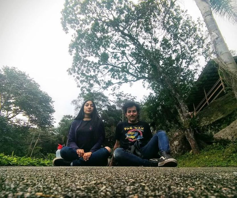 Contemplando_América_-_Vampi_e_Dash_