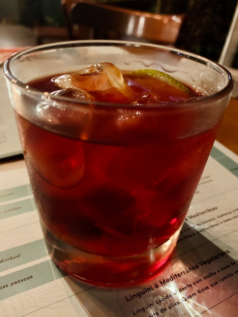 AFB7A9DC-52FE-4235-96F1-40048A861CC5