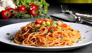 378994_937248_espaguete_ao_molho_de_tomate-2