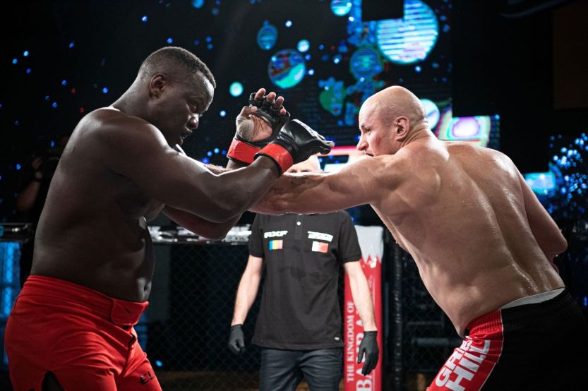 Ion-Grigore-direita-LamineSene-esquerda