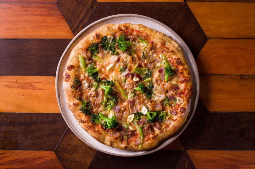 BeeO-Brócolis-Alho-Bacon-Credito-Guto-Souza