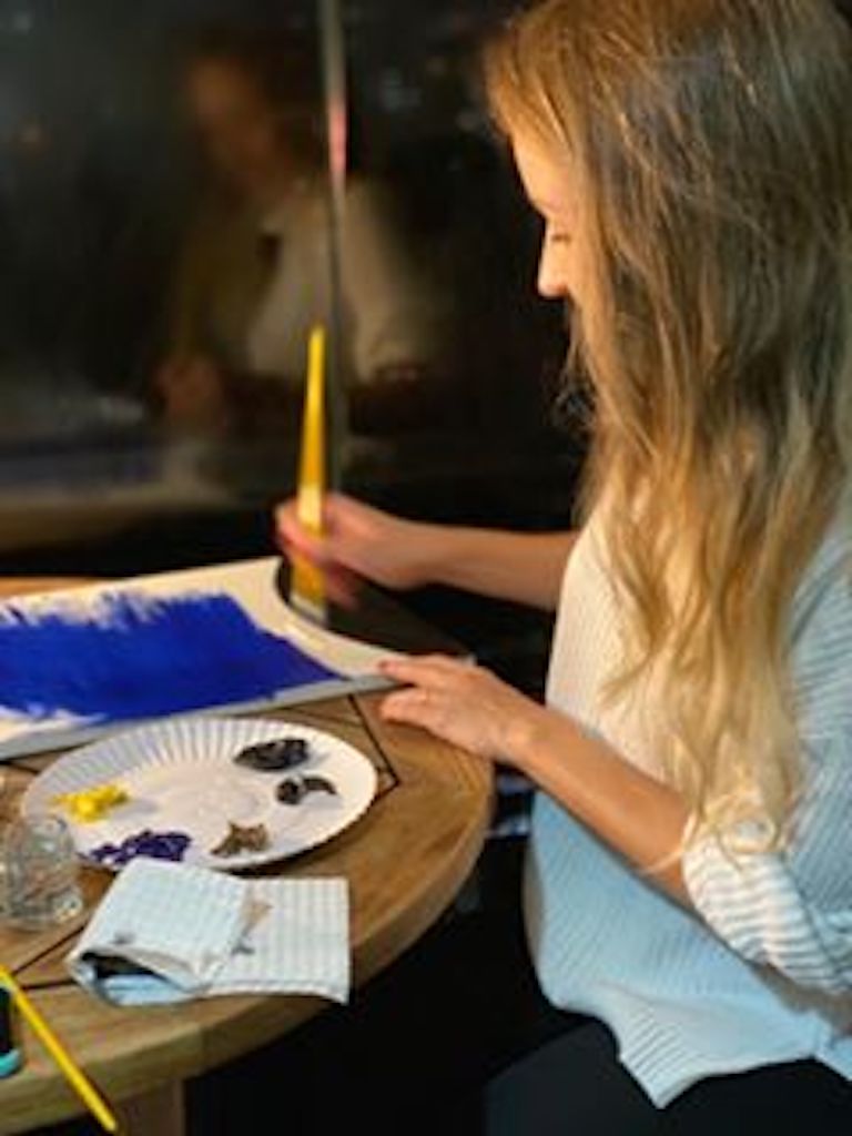 Vinho Tinta no setembro amarelo 1