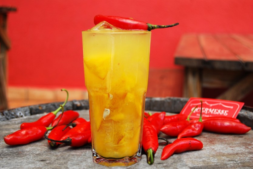 Caipirinha-de-Manga-com-Pimenta quermesse