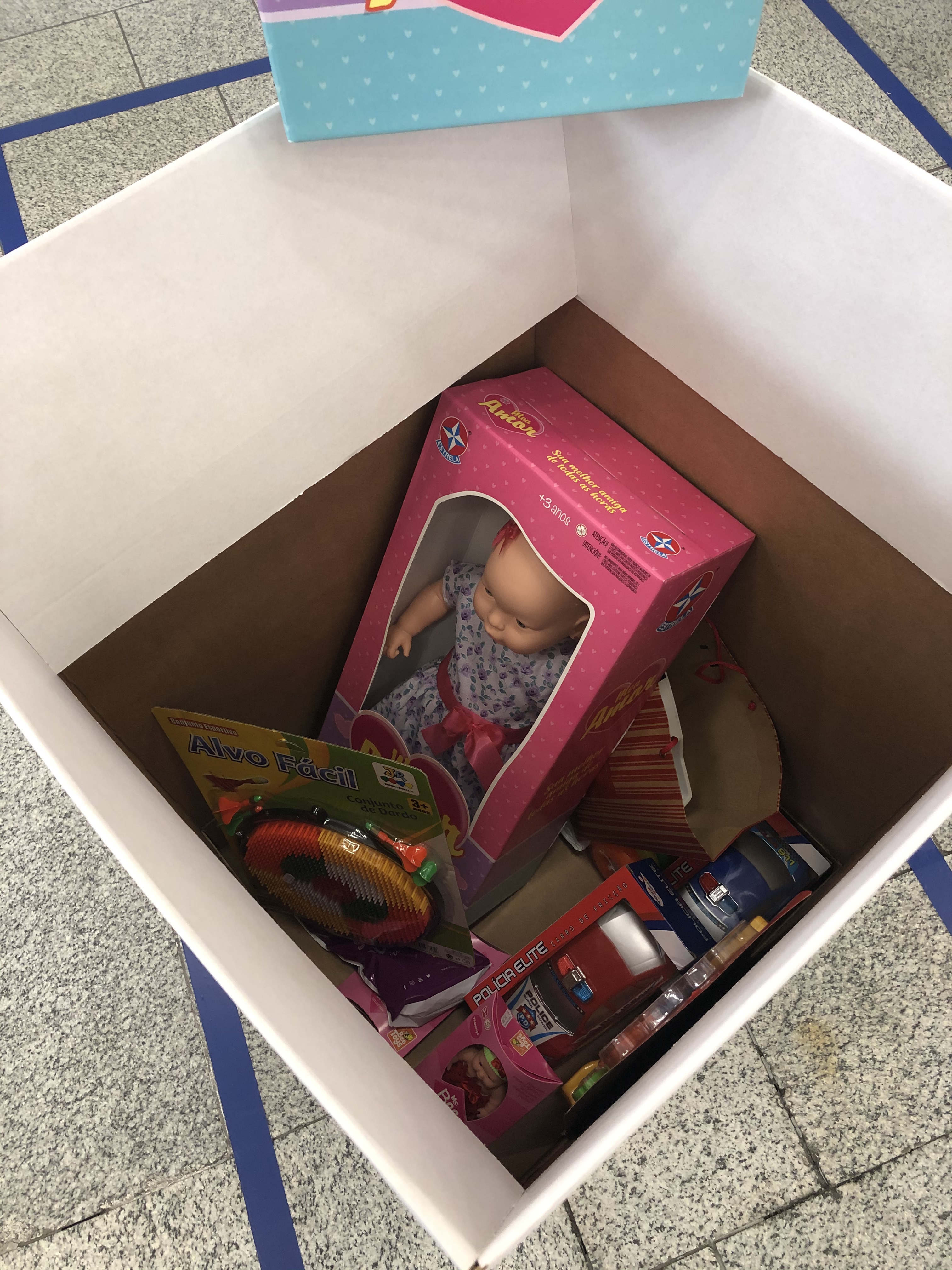 Caixa de Doação_Agência Bradesco Palácio Avenida_Brinquedos