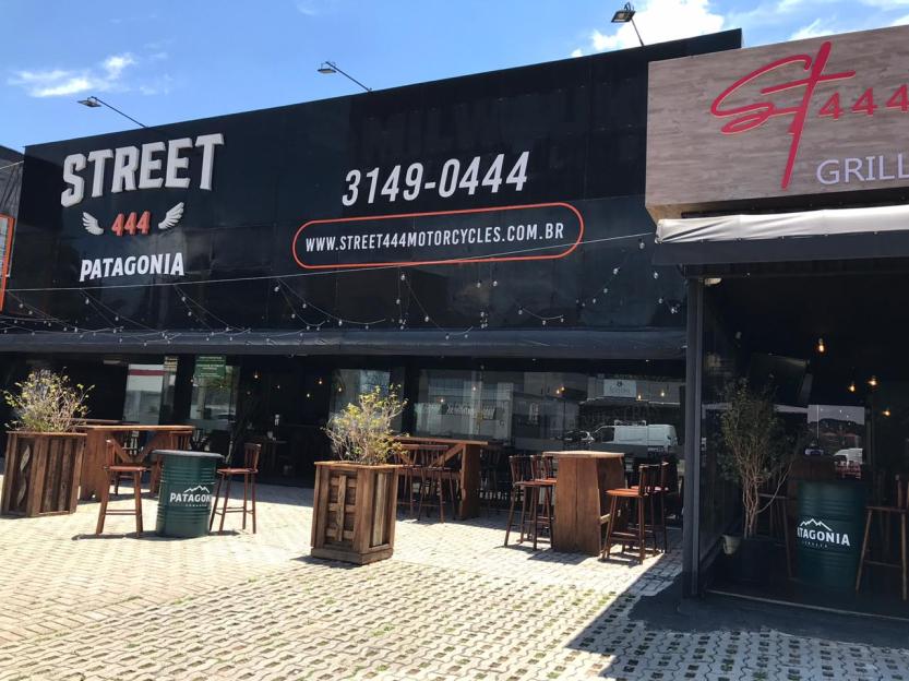 Street444Patagonia11