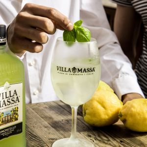 71018ca44c29201312ac9f42f25636aa_medium