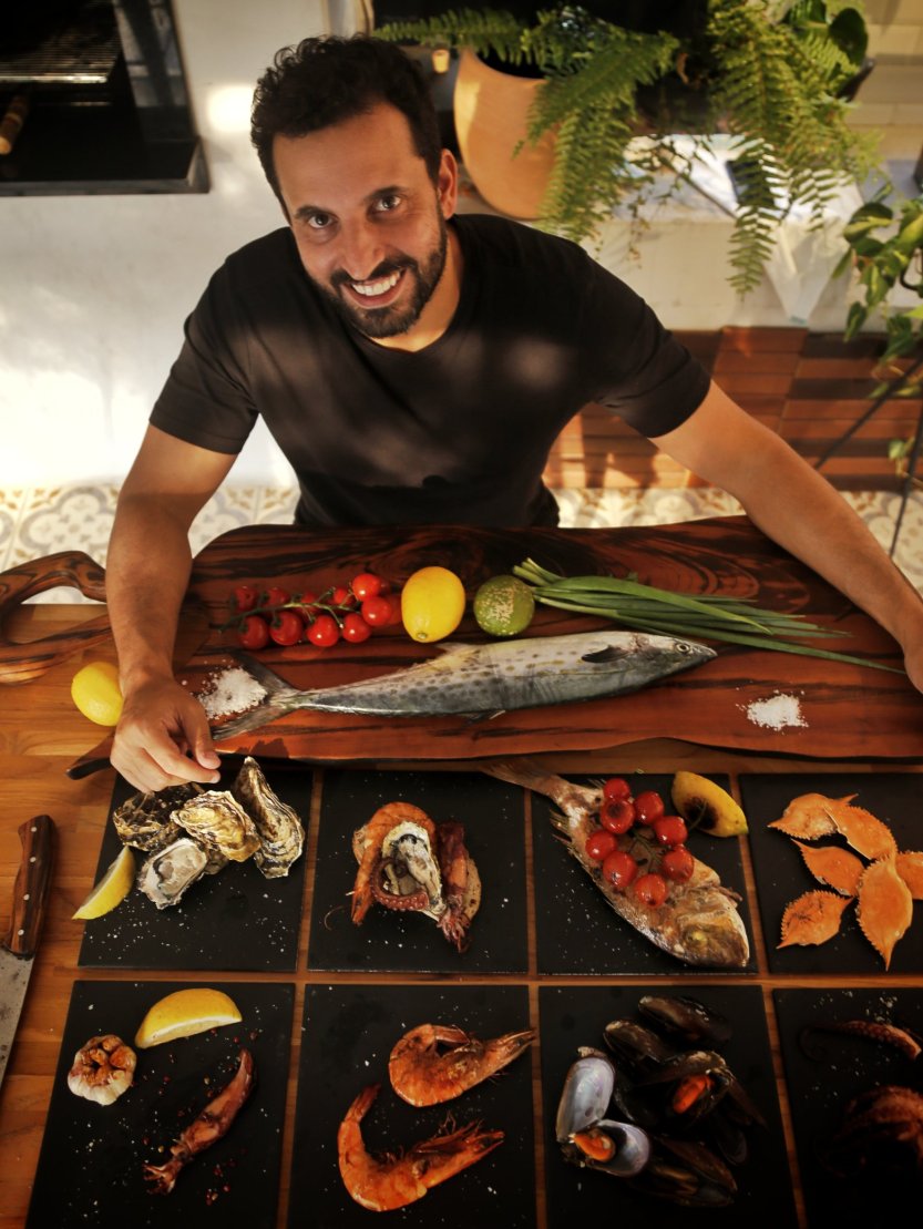 FishMe_José_Araujo_Netto_com_pratos