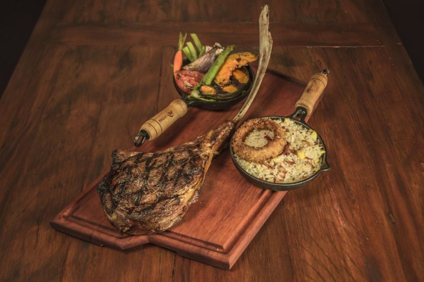 ox steakhouse - almoco 2021 - tomahawk - foto munir bucair divulgacao