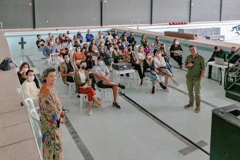 4ab18706-09c9-4d92-b78c-17e428d53a62