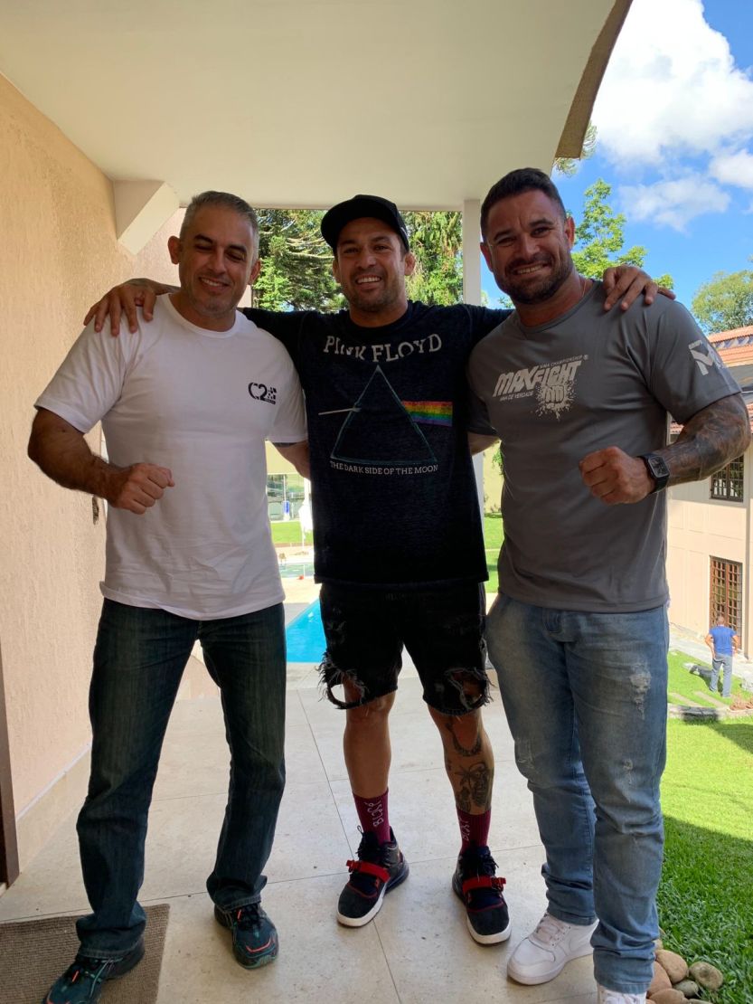 06f6761d-a1cd-4a29-9a81-c07a24853adb