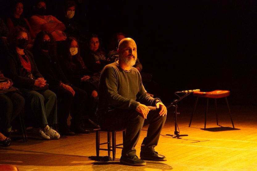 Contos 1076 Foto Maringas Maciel