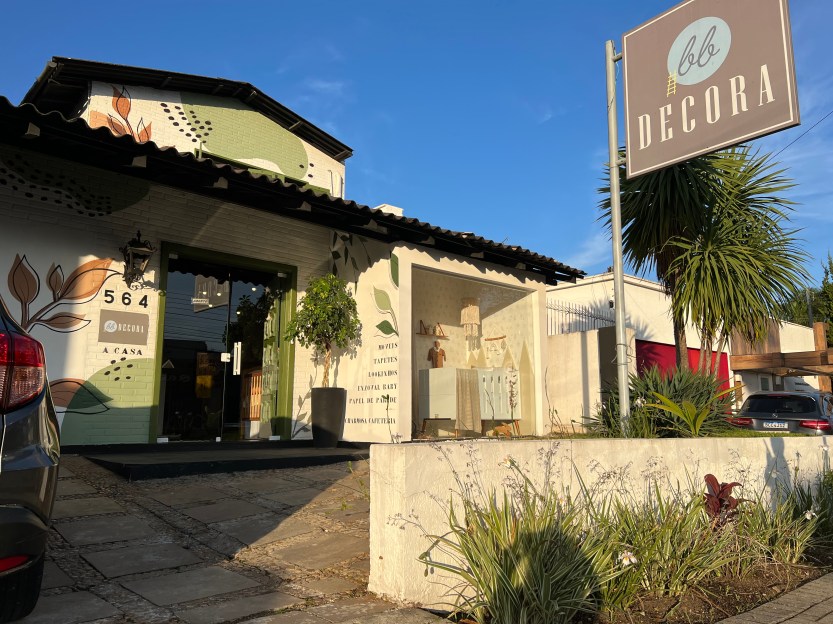 74bc02eb-7c04-48fa-8b36-e59e5ff2a325