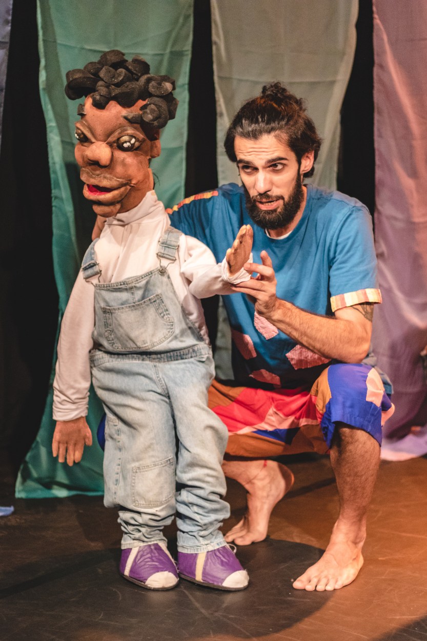 A CASA CONTA -NO TANQUE DO QUINTAL TEM UM MAR PRA JUVENAL - CRED JORDANA FERRI