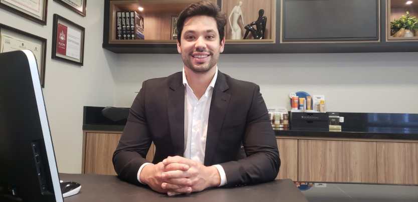 Dr. Lucas Andrade. Cirurgião plástico. Divulgação