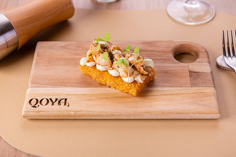 polenta-crocante-com-camarao-e-maionese-de-nira (Koré)