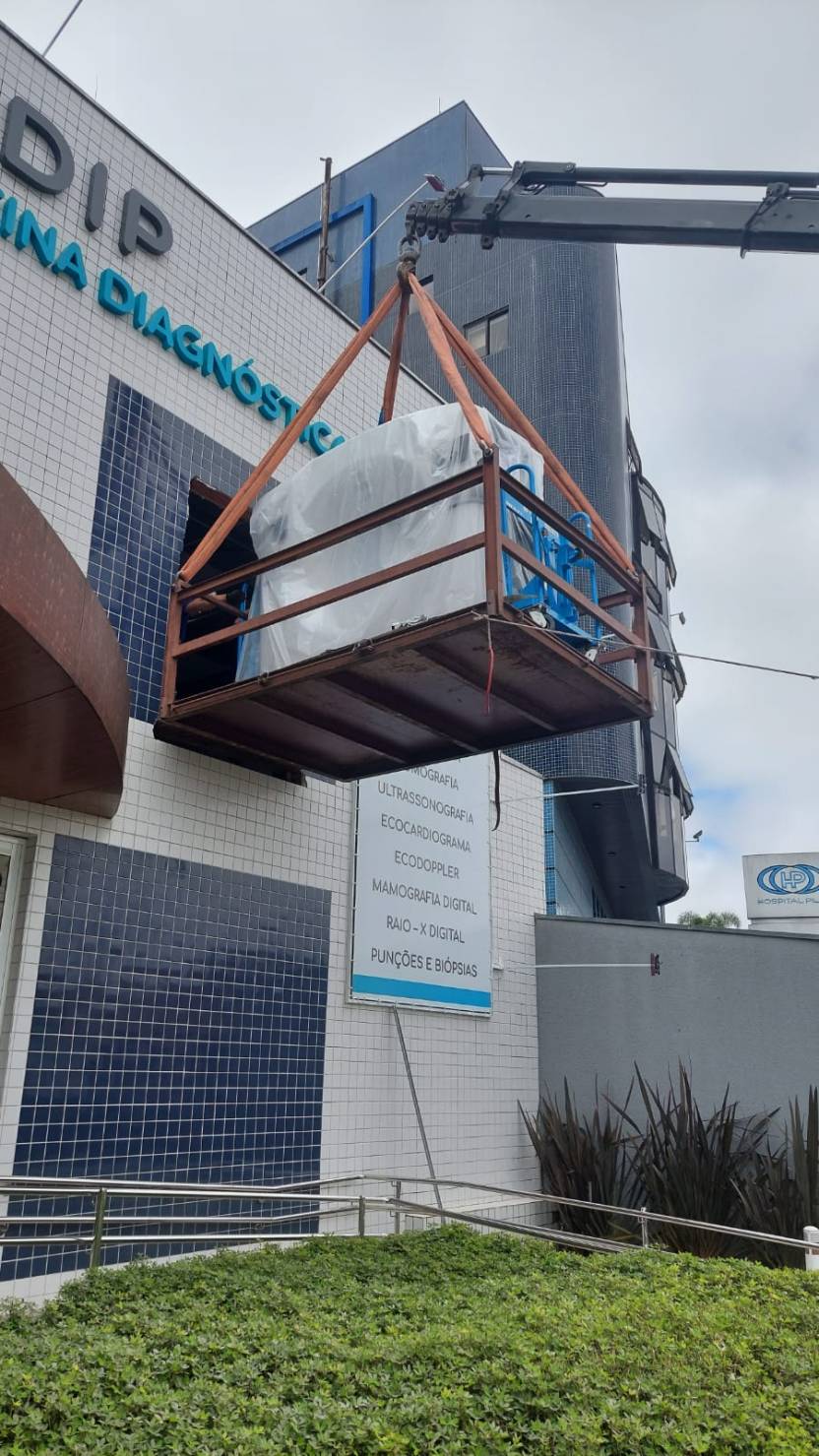 Chegada_do_novo_tomógrafo_Cedip_(2)