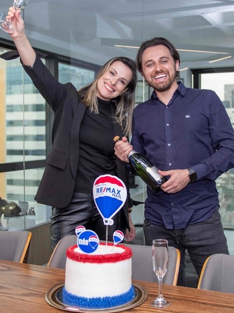 BaÌrbara Godoy e Bruno MattanaÌ