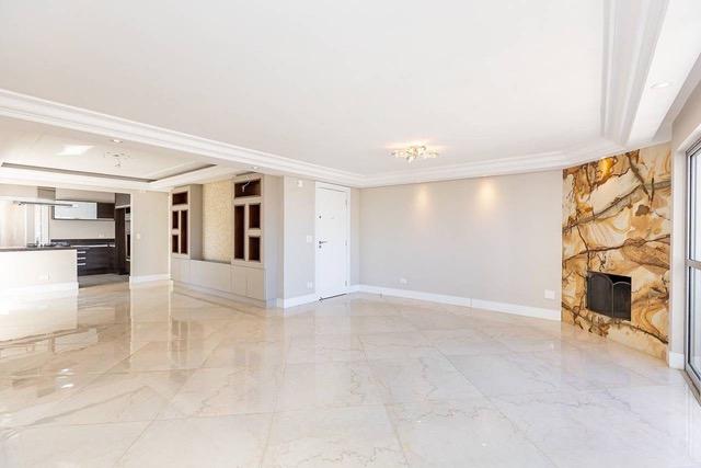 Cobertura no AÌgua Verde (Curitiba) (2)